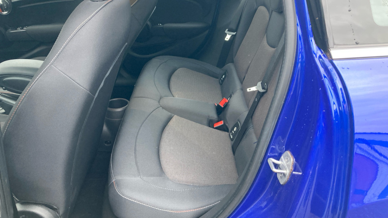 MINI Hatchback 1.5 Cooper Classic II 5dr Auto Petrol Hatchback